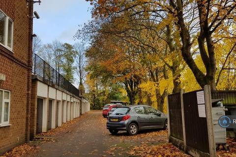 2 bedroom flat to rent, Malcolm Close, Nottingham, NG3