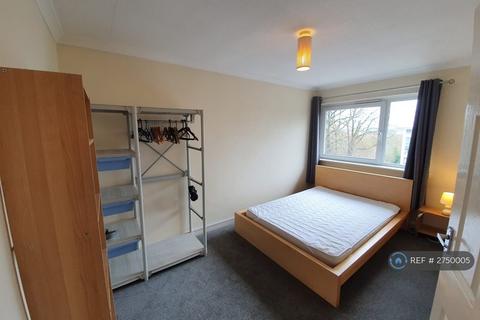 2 bedroom flat to rent, Malcolm Close, Nottingham, NG3