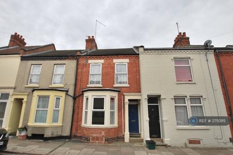 3 bedroom terraced house to rent, Allen Road, Northampton, NN1