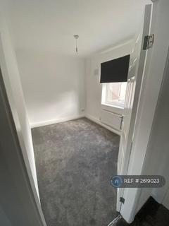 3 bedroom terraced house to rent, Barton Avenue, Hartlepool, TS25