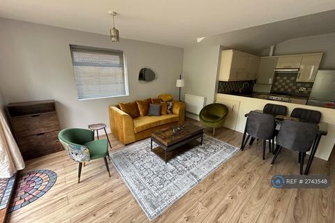 1 bedroom flat to rent, Claremont Road, London, NW2
