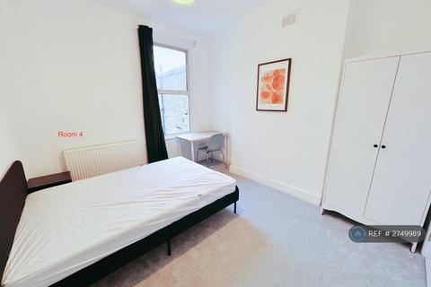 1 bedroom in a house share to rent, Hubert Grove, London, SW9