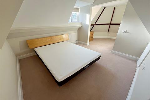 2 bedroom flat to rent, Bournemouth