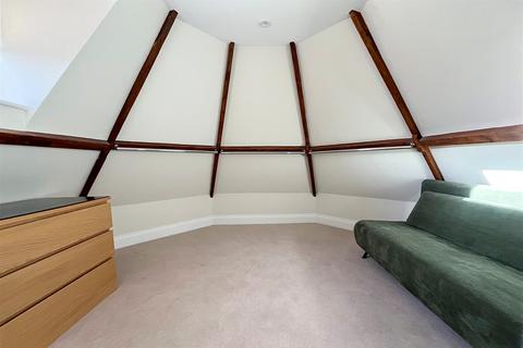 2 bedroom flat to rent, Bournemouth