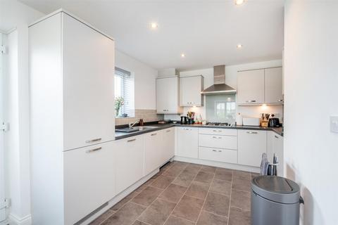 undefined, Oldfield, Preston PR4