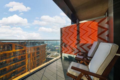 3 bedroom apartment for sale, Cable Walk, Greenwich, London, SE10