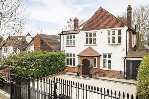 4 bedroom detached house for sale, Winn Road, Lee, London, SE12