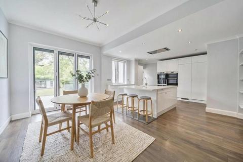 4 bedroom detached house for sale, Winn Road, Lee, London, SE12