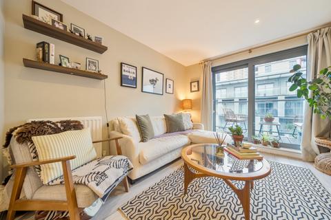 1 bedroom apartment for sale, Duke of Wellington Avenue, Royal Arsenal, Woolwich, London, SE18