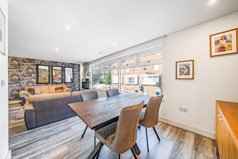 2 bedroom apartment for sale, Sherman Road, Bromley, BR1