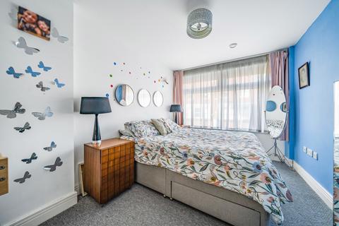 2 bedroom apartment for sale, Sherman Road, Bromley, BR1