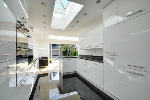 5 bedroom detached house for sale, Cambridge Road, Bromley, Kent, BR1