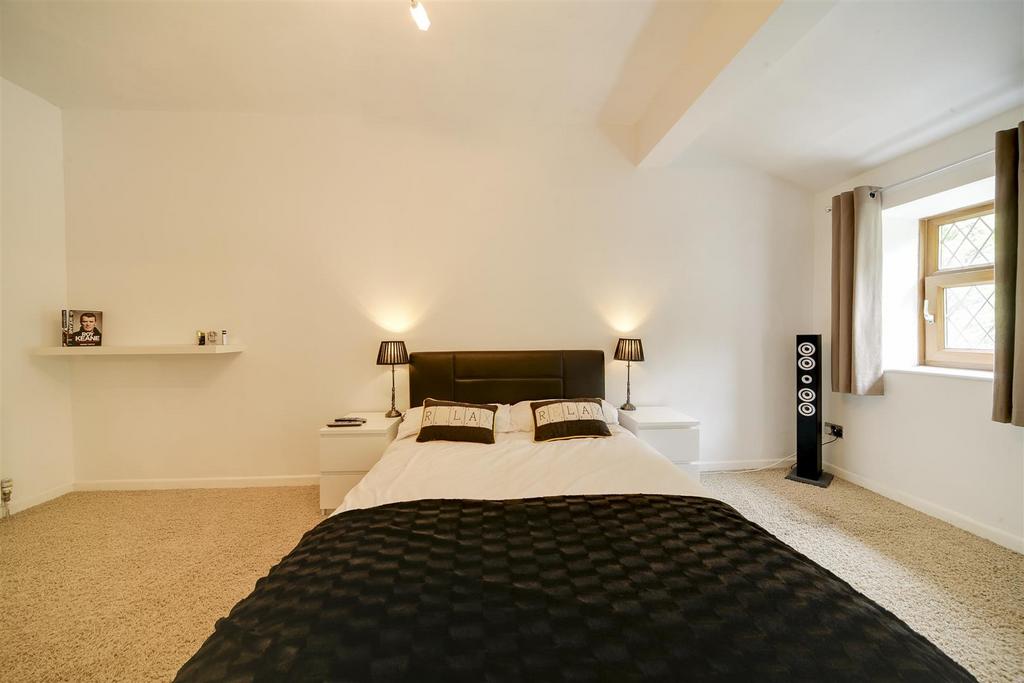 Bedroom 1 Alt 2