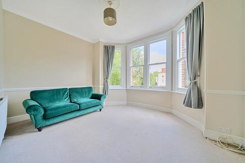 2 bedroom apartment for sale, Blyth Road, Bromley, BR1