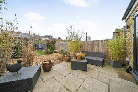 3 bedroom terraced house for sale, Victoria Road, Bromley, BR2