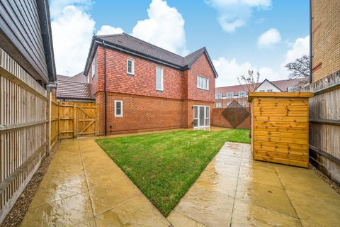 undefined, Roman Way, Beckenham, BR3