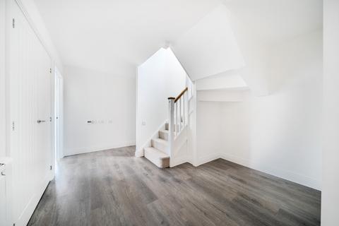 undefined, Roman Way, Beckenham, BR3