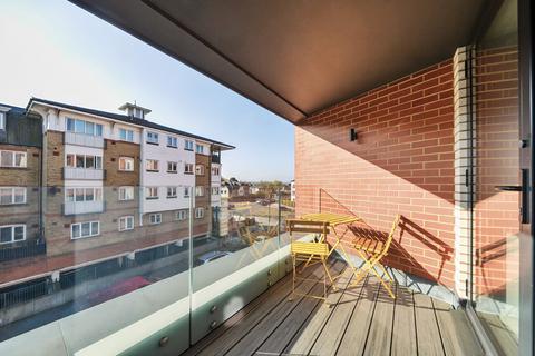 Homesdale Road, Bromley, BR2