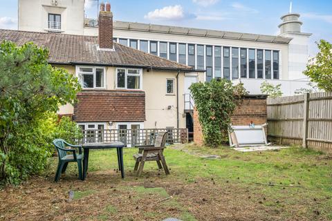Ravensbourne Road, Bromley, BR1