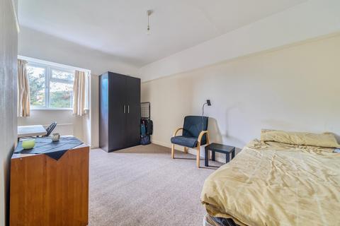 2 bedroom apartment for sale, Ravensbourne Road, Bromley, BR1