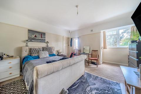 undefined, Ravensbourne Road, Bromley, BR1