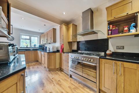 4 bedroom terraced house for sale, Murray Avenue, Bromley, BR1