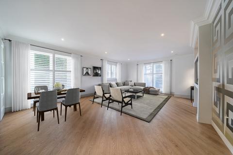 3 bedroom apartment for sale, Willoughby Lane, Bromley, BR1