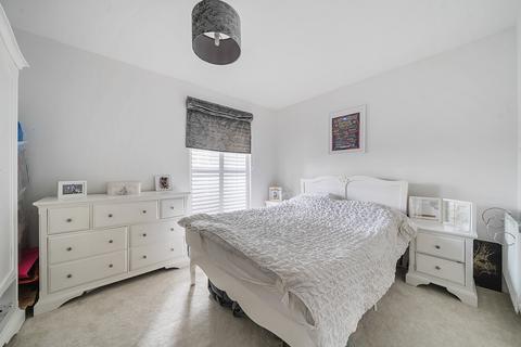 2 bedroom penthouse for sale, Jefferson Place, Bromley, BR2