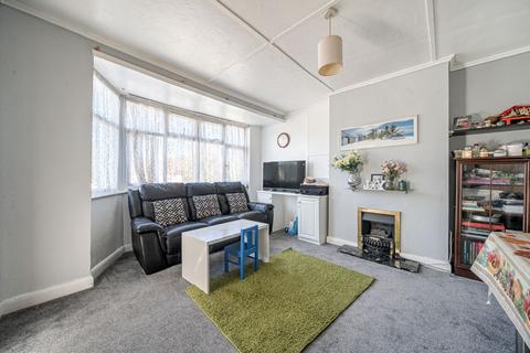 2 bedroom maisonette for sale, Homesdale Road, Bromley, BR2