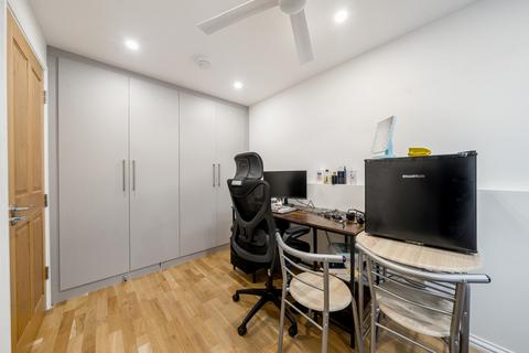 3 bedroom maisonette for sale, Palace Grove, Bromley, BR1