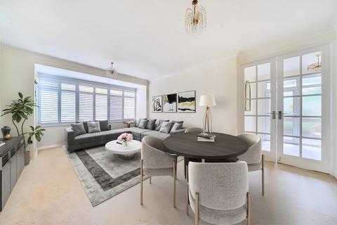 2 bedroom maisonette for sale, Foxes Dale, Bromley, BR2