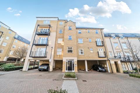 2 bedroom apartment for sale, Renwick Drive, Bromley, BR2