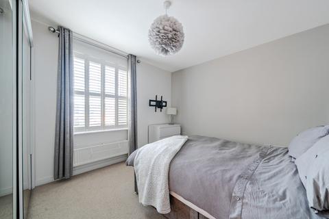 2 bedroom apartment for sale, Renwick Drive, Bromley, BR2
