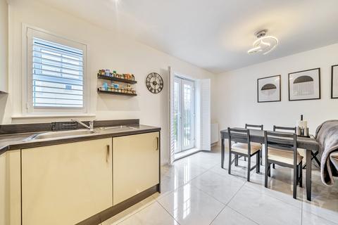 2 bedroom apartment for sale, Renwick Drive, Bromley, Kent, BR2
