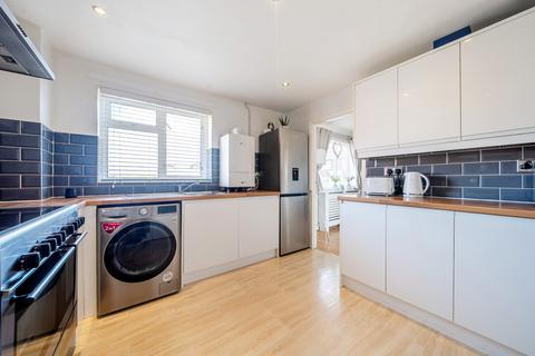 3 bedroom maisonette for sale, Magpie Hall Lane, Bromley, BR2