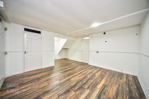 2 bedroom maisonette for sale, Cuckoos Nest, 60 Crawley Green Road, Luton, Bedfordshire, LU2