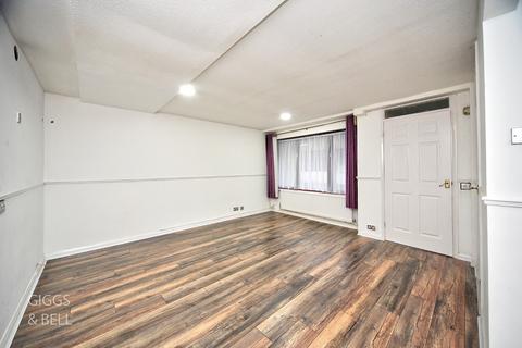 2 bedroom maisonette for sale, Cuckoos Nest, 60 Crawley Green Road, Luton, Bedfordshire, LU2
