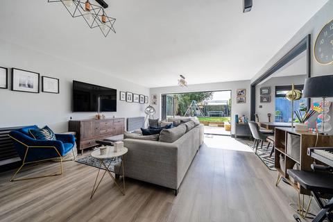 5 bedroom semi-detached house for sale, Cromlix Close, Chislehurst, Kent, BR7