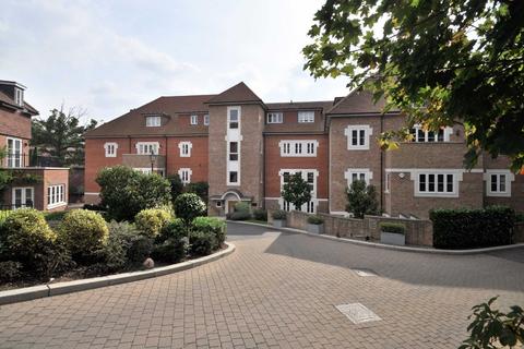 3 bedroom apartment for sale, Newton Park Place, Chislehurst, Kent, BR7