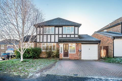 Melksham Close, Lower Earley, Reading