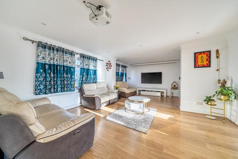 undefined, Melksham Close, Lower Earley, Reading