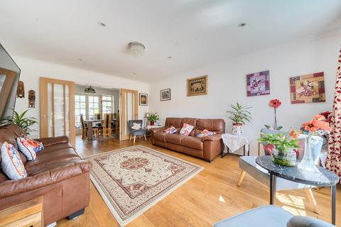4 bedroom detached house for sale, Radnor Close, Chislehurst, Kent, BR7