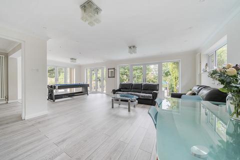 4 bedroom detached house for sale, The Spinneys, Bickley, Kent, BR1