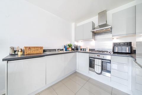 2 bedroom apartment for sale, Waratah Drive, Chislehurst, Kent, BR7