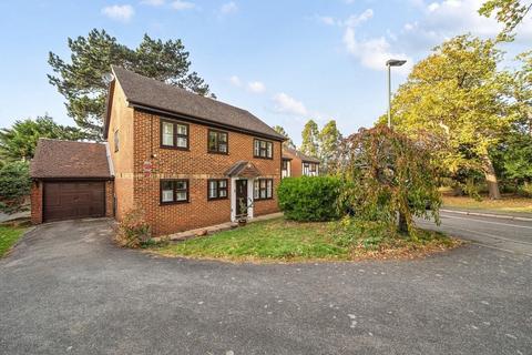 4 bedroom detached house for sale, Old Manor Way, Chislehurst, Kent, BR7