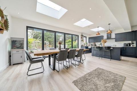 4 bedroom semi-detached house for sale, Chapel Farm Road, Mottingham, London, SE9