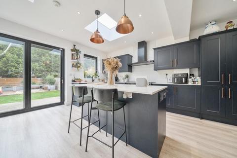 4 bedroom semi-detached house for sale, Chapel Farm Road, Mottingham, London, SE9
