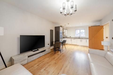 2 bedroom apartment for sale, Oaktree Gardens, New Eltham, London, SE9