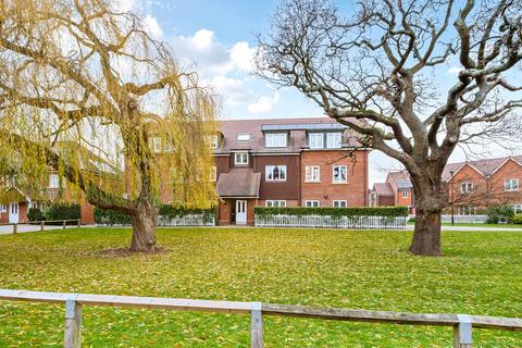 Oaktree Gardens, New Eltham, London, SE9
