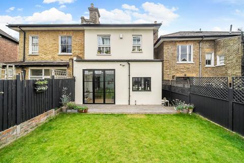 4 bedroom semi-detached house for sale, Southend Crescent, Eltham, London, SE9